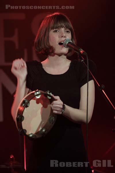 LA FIANCEE - 2010-03-27 - PARIS - La Maroquinerie - 